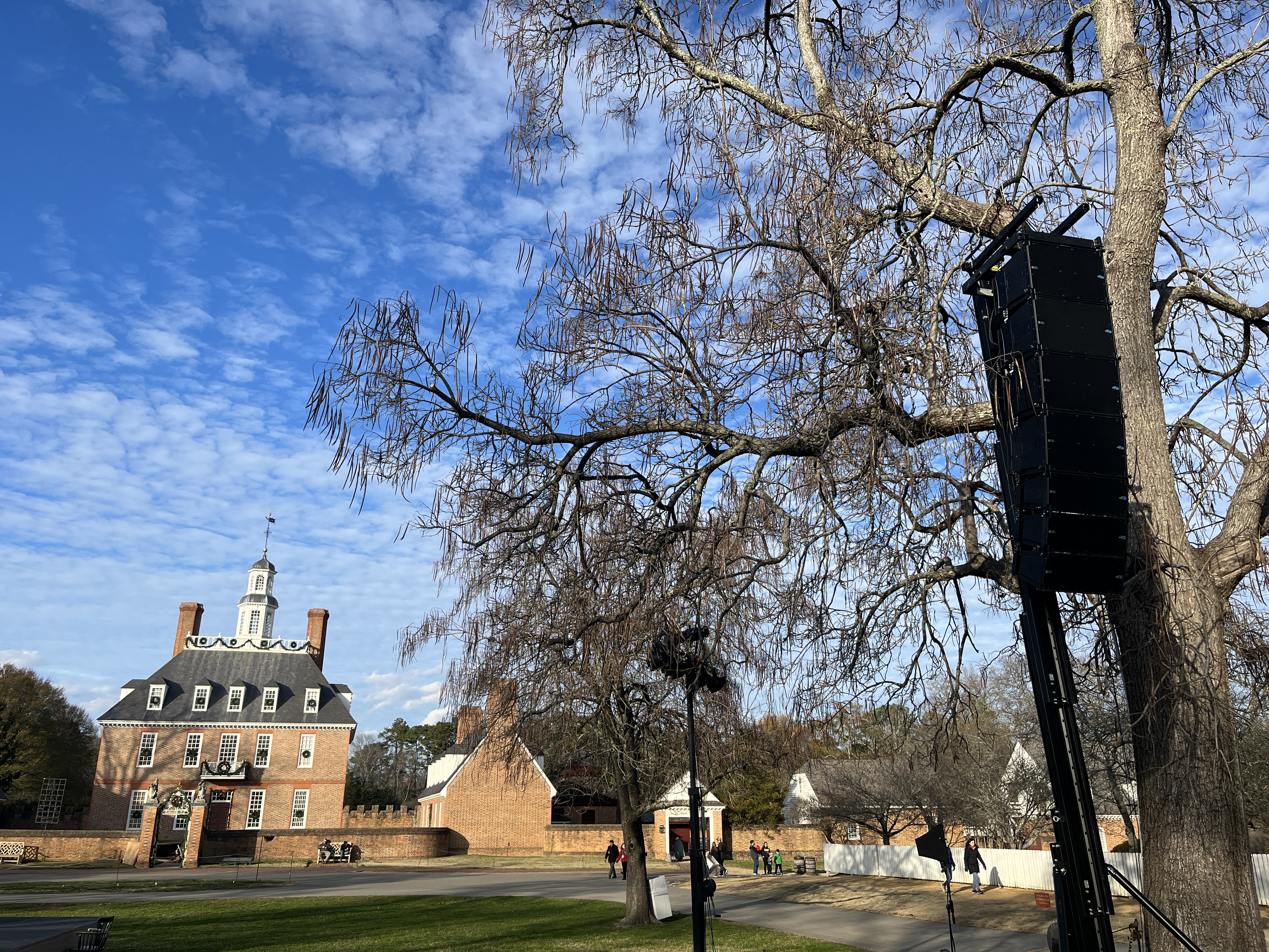Line array sound system, Williamsburg, VA