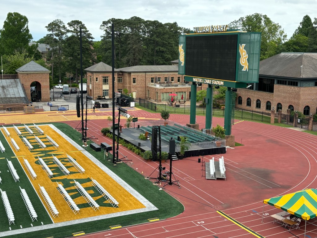 Large PA Williamsburg, VA